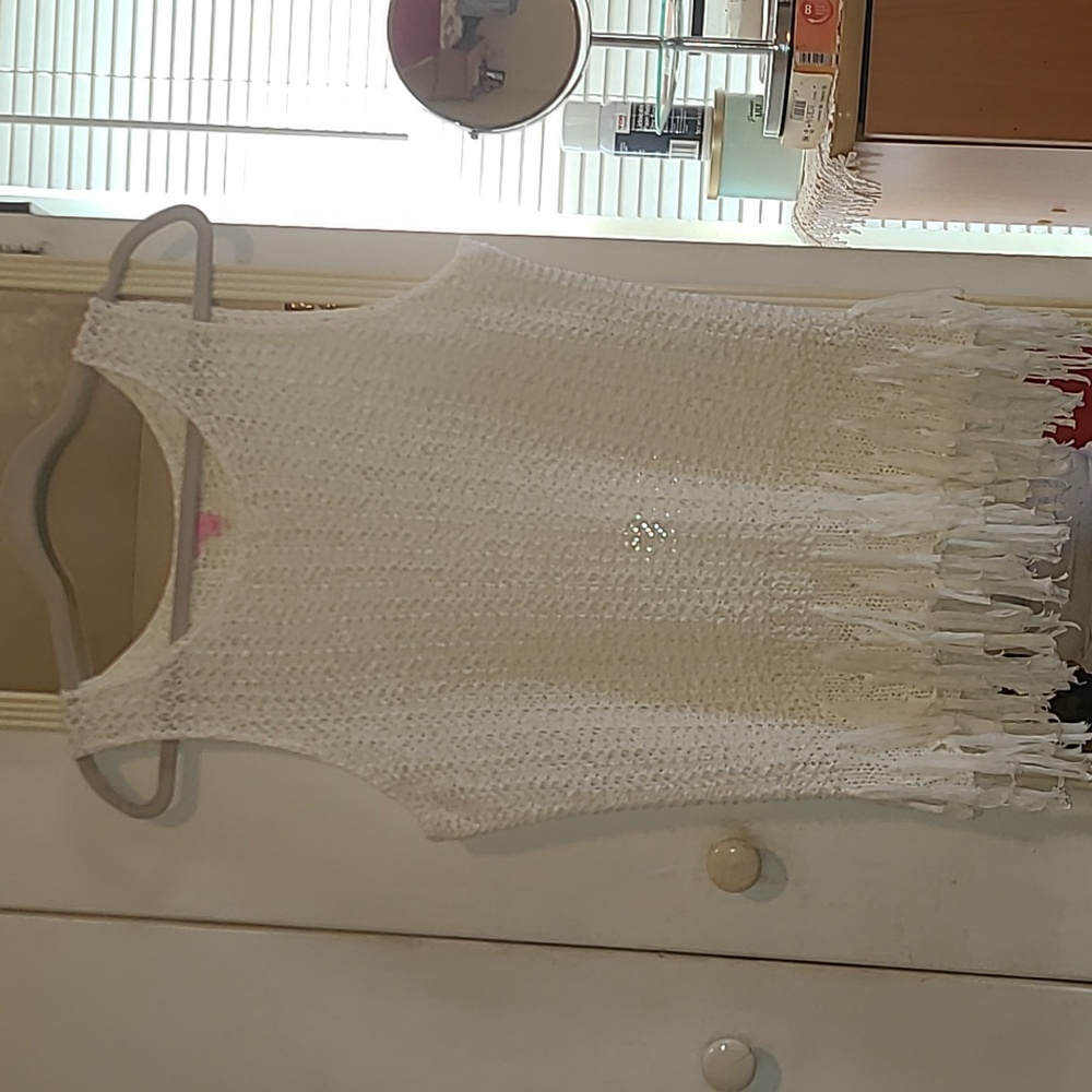 Lilly Pulitzer Elegant Sleeveless, White Color, Size Small ✨️